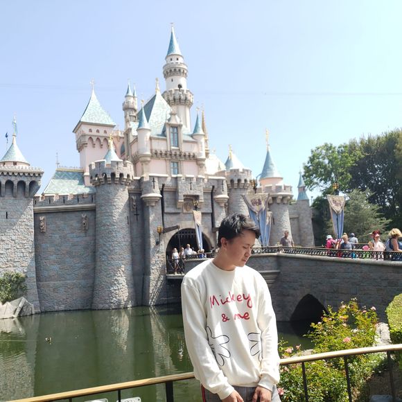 Meet your Posher, Sonam - Picture 1 of 1